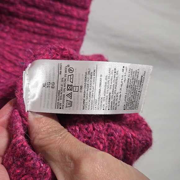 Old Navy Hot Pink Cowl Neck Turtle Neck Sweater Size XL - Picture 6 of 6